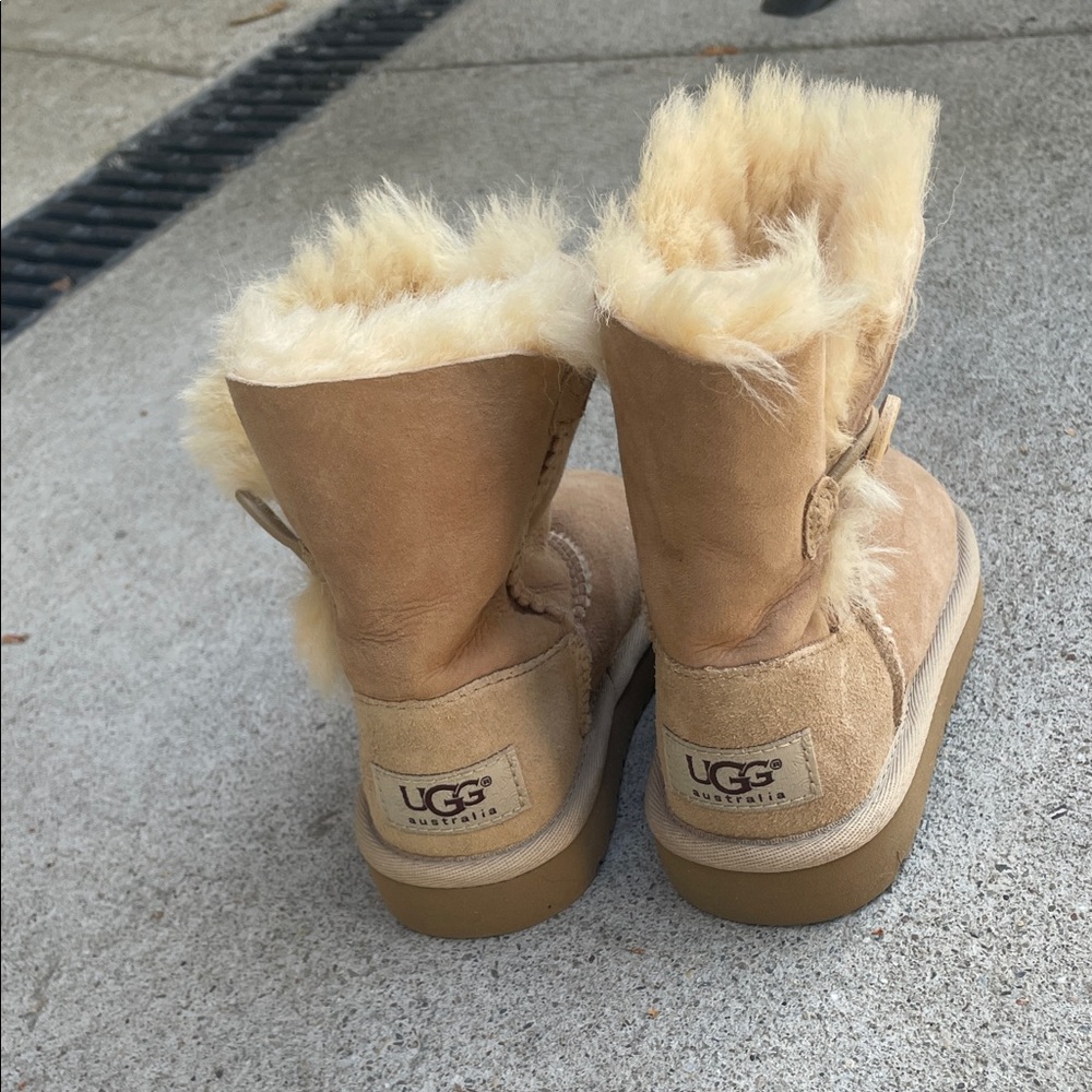 UGG Classic Mini Shearling Boots - Sand